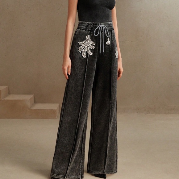 Mineral wash Rhinestone detail Stretchy Waist Straight Leg Pants - Picture 3 of 4